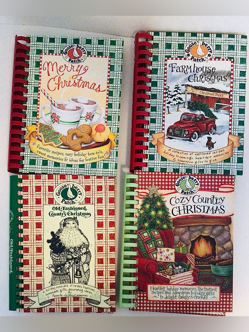 Lot of 4 Gooseberry Patch Christmas Books Merry, Farmhouse, Old-Fashioned, Cozy